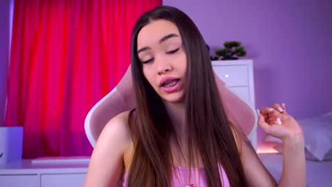 Snapshot of mistyreeds chatting on 02-25-26, 06:45 Misty online show from 02-25-26, 06:45