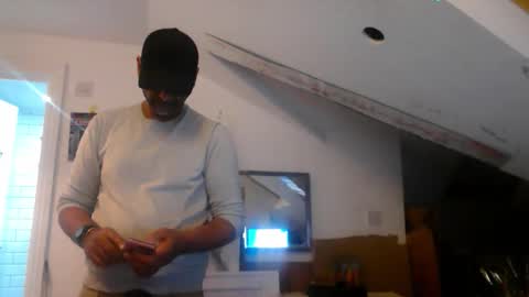 Snapshot of mita335918 chatting on 02-28-26, 12:00 mita335918 online show from 02-28-26, 12:00