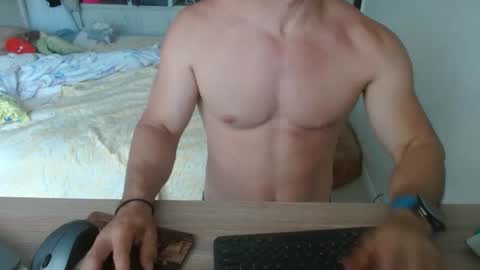 Snapshot of mitcheli chatting on 09-29-25, 02:00 Onlyfans online show from 09-29-25, 02:00