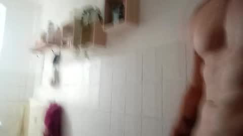 Snapshot of mitchi198989 chatting on 01-14-26, 01:28 mitchi198989 online show from 01-14-26, 01:28