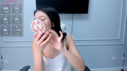   MIa   online show from 02-03-25, 12:36