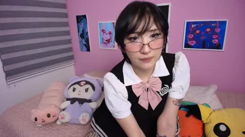  Miwa Violet  online show from 09-18-25, 12:23