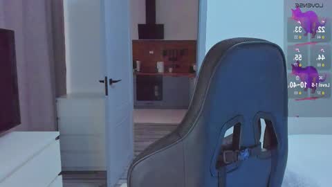 Snapshot of miya_kisss chatting on 11-03-25, 06:58 Miya online show from 11-03-25, 06:58