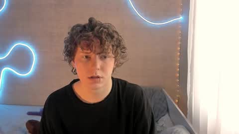 MeowMiku online show from 02-11-26, 12:32