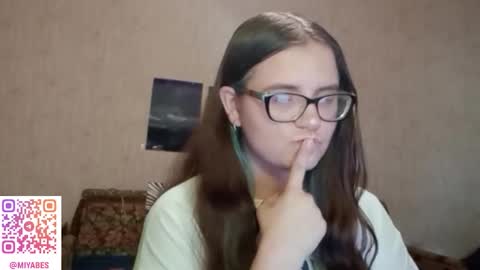 Milana online show from 09-09-25, 01:43