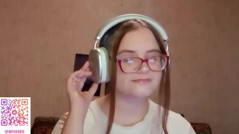 Milana online show from 09-20-25, 05:30