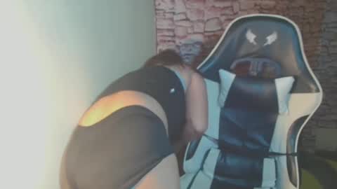 Snapshot of miyuki0704 chatting on 03-06-25, 05:46 miyuki0704 online show from 03-06-25, 05:46