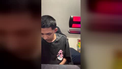 mizukix300 online show from 03-23-26, 04:27