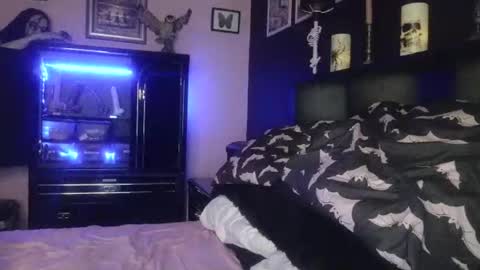 Mizz Bonez online show from 04-17-26, 06:38