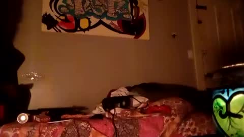 Snapshot of mjmckenz55 chatting on 10-11-25, 12:32 Daddy720 online show from 10-11-25, 12:32