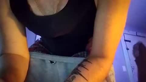 Snapshot of mjmckenz55 chatting on 10-30-25, 08:20 Daddy720 online show from 10-30-25, 08:20