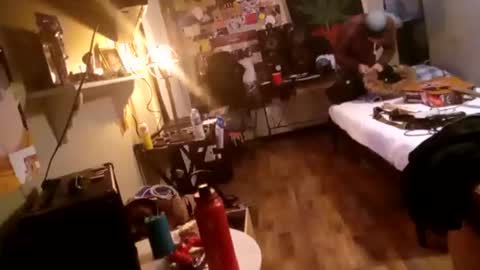 Snapshot of mjmckenz55 chatting on 11-04-25, 02:21 Daddy720 online show from 11-04-25, 02:21