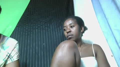 Snapshot of mmerela chatting on 03-01-26, 09:33 mmerela online show from 03-01-26, 09:33