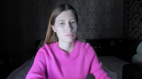 Lili online show from 10-29-25, 10:39