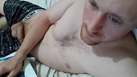 Snapshot of mmmgoodone chatting on 11-17-25, 01:11 mmmgoodone online show from 11-17-25, 01:11