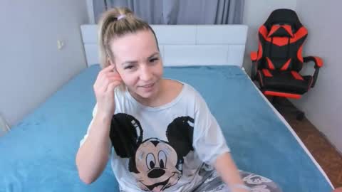 Margo online show from 11-12-25, 11:36