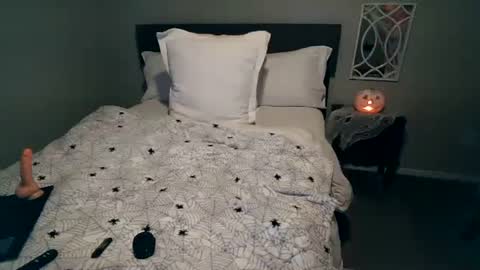 Angel online show from 10-12-25, 08:35