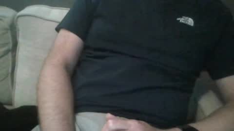 Snapshot of mndaddymn chatting on 04-15-26, 04:14 mndaddymn online show from 04-15-26, 04:14