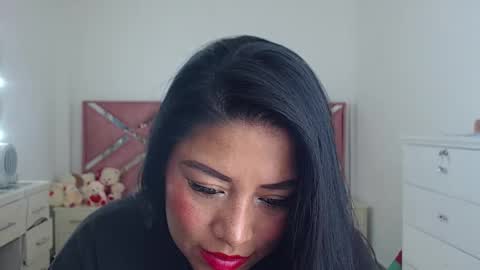 Catalina online show from 10-15-25, 02:33