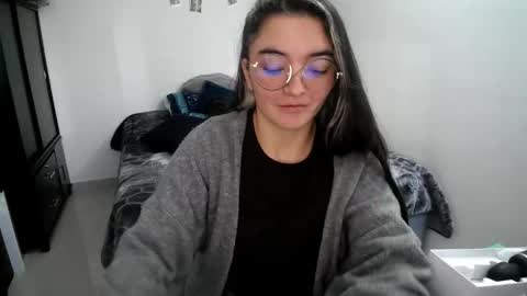 Snapshot of mocca_117 chatting on 09-22-25, 02:08 Sam online show from 09-22-25, 02:08