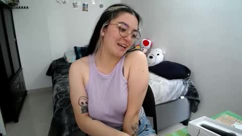 Snapshot of mocca_117 chatting on 10-01-25, 02:01 Sam online show from 10-01-25, 02:01