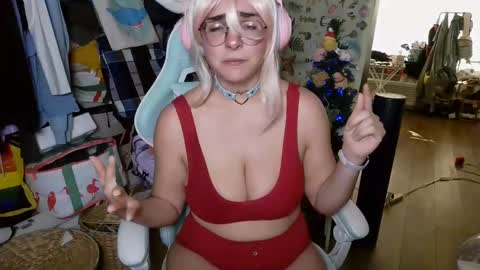 The Mochi Rainbow Variety Show online show from 12-30-24, 08:58