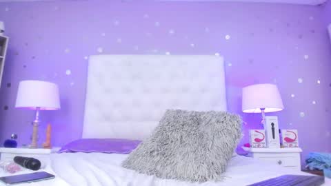 Snapshot of models_sophia chatting on 03-03-25, 10:20 Sophia online show from 03-03-25, 10:20