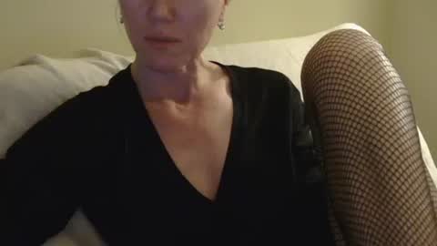 Aurora online show from 12-17-25, 01:11