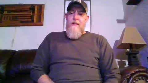 moeblick online show from 12-31-24, 01:04