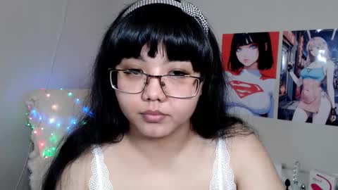 Molly online show from 01-05-25, 03:11