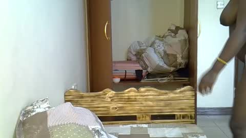 Moh online show from 09-24-25, 12:19