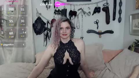 Snapshot of mohawkmischief chatting on 02-19-26, 09:00 MohawkMischief online show from 02-19-26, 09:00