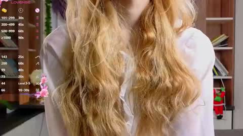 Laura online show from 01-16-26, 01:09