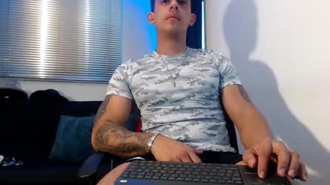 Moises Paez online show from 02-16-25, 10:21