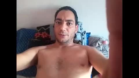 Moises online show from 02-21-25, 09:32