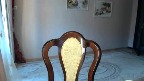 Snapshot of molli_and_tom chatting on 09-21-25, 11:45 Bitcoin 1P8NuZxsaNsQTx7wJJJ7Ao1mic4nvJPVLC online show from 09-21-25, 11:45