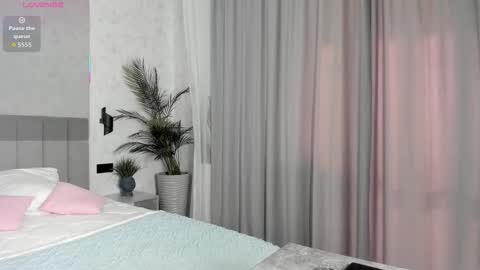 Sima online show from 10-21-25, 06:36