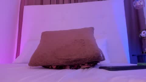      online show from 10-15-25, 02:50