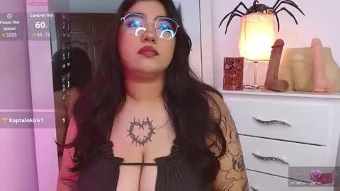 molly_curvyhot online show from 11-09-25, 02:15
