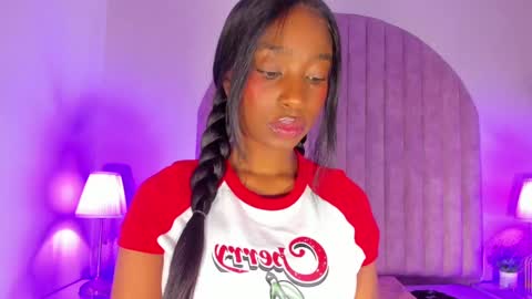 Snapshot of molly_jackson chatting on 02-11-25, 05:29 Molly Jackson online show from 02-11-25, 05:29