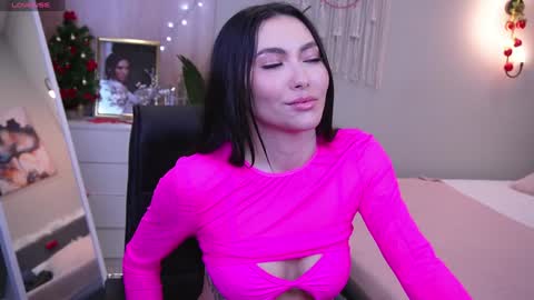 Molly online show from 12-25-24, 06:41