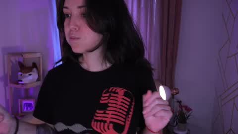   MOLLY   online show from 11-17-25, 03:40