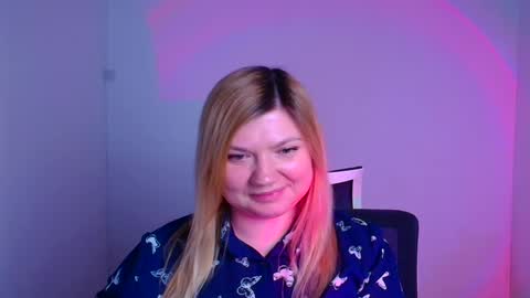 Molly online show from 02-08-25, 03:42