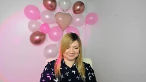 Molly online show from 02-14-25, 03:58