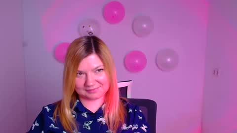 Molly online show from 02-15-25, 09:27