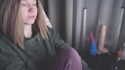 I have new photos come and see with love Molly online show from 01-17-25, 03:55