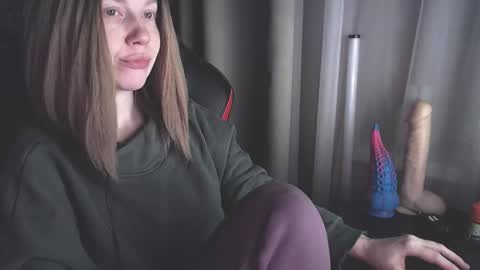 I have new photos come and see with love Molly online show from 01-18-25, 06:03