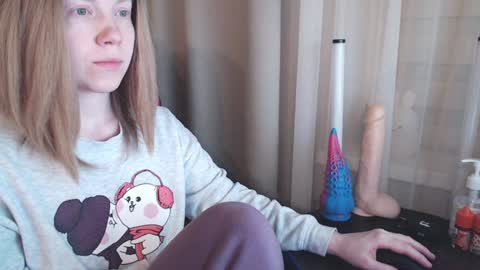 I have new photos come and see with love Molly online show from 02-02-25, 05:15