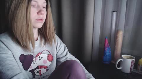 I have new photos come and see with love Molly online show from 03-02-25, 10:48