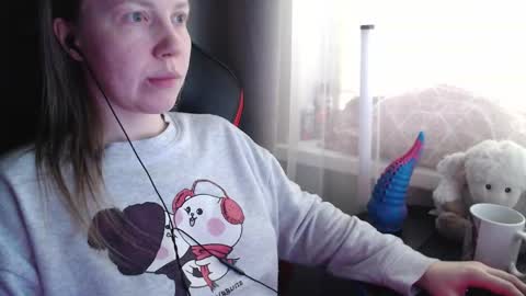 Snapshot of molly_royse chatting on 01-17-26, 10:20 I have new photos come and see with love Molly online show from 01-17-26, 10:20